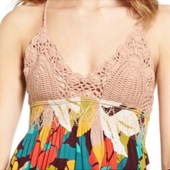 ASTR The Label Paola Crochet Top Tropical Print Maxi Dress Sz S - Picture 2 of 12